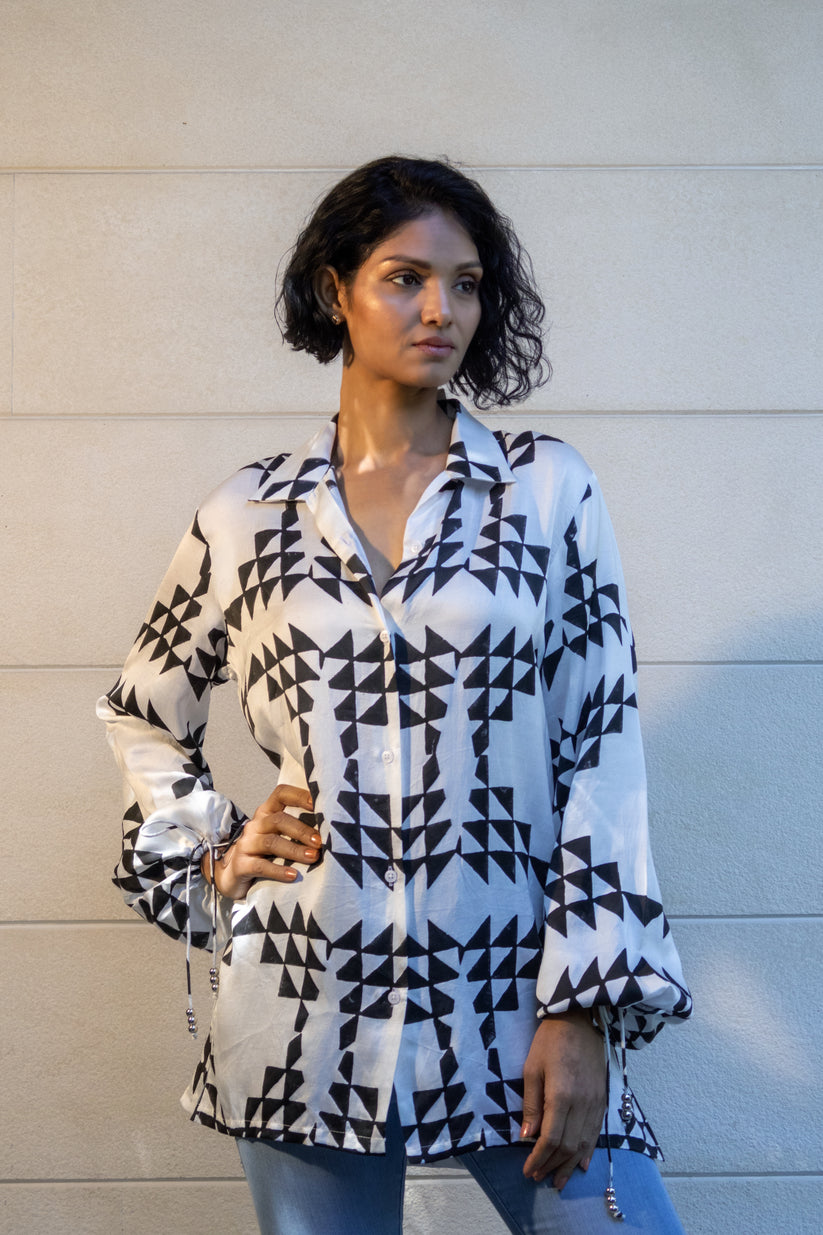 Women’s Black White Colorblock Shirt